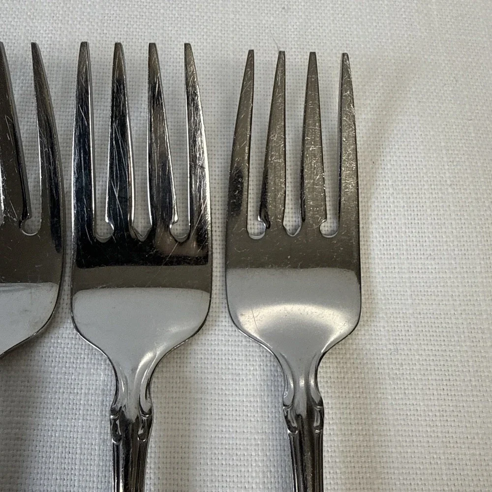 Oneida‎ Community Plantation Stainless Salad Fork Glossy Silverware Flatware  8